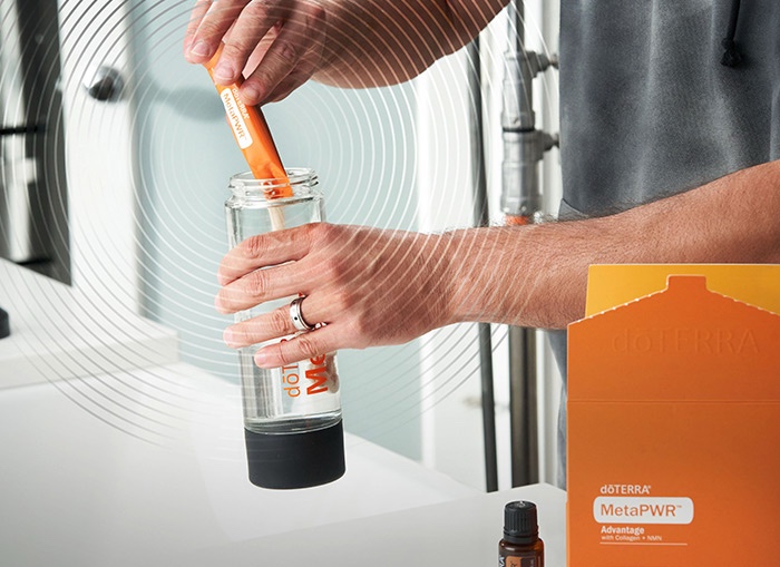 The Importance of Marine Collagen with Collagen Tripeptides, Vitamin C, NADH, NMN, and&nbsp;Resveratrol