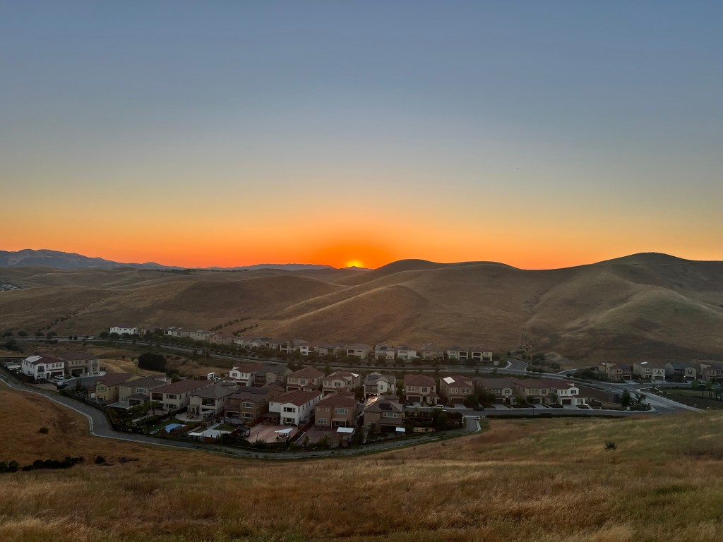 What Loving Sunsets Says About You: A Deeper Look at the Sunset&nbsp;Soul